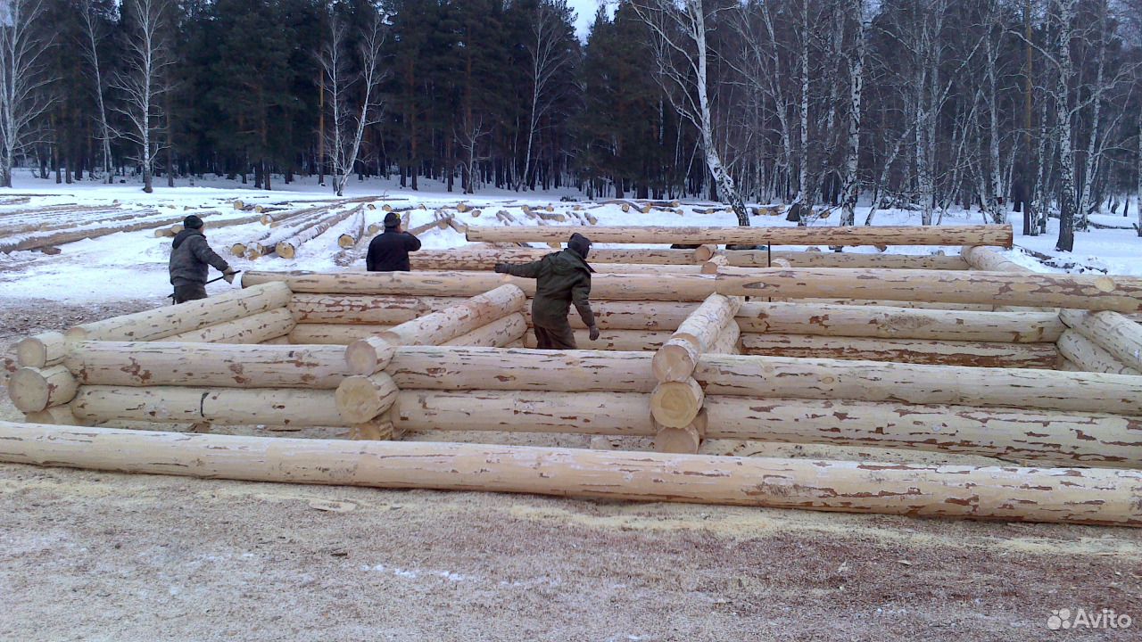 Срубы дома башкирия. Рубка срубов. Сборка сруба. Рубка сруба. Рубщик срубов.