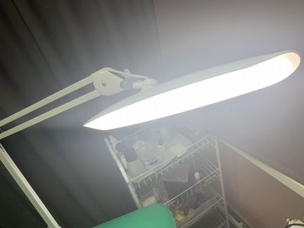 Лампа LED на струбцине