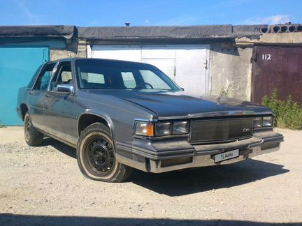 Cadillac DE Ville 4.1 AT, 1986, битый, 90 000 км