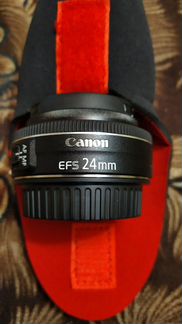 Canon EF-S 24mm F2.8