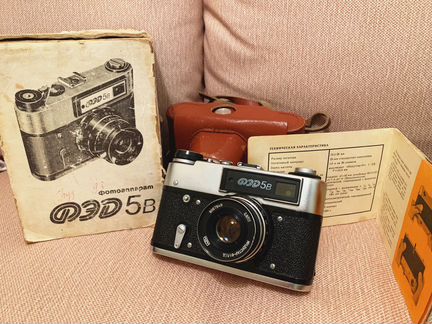 Плёночный фотоаппарат фэд-5В