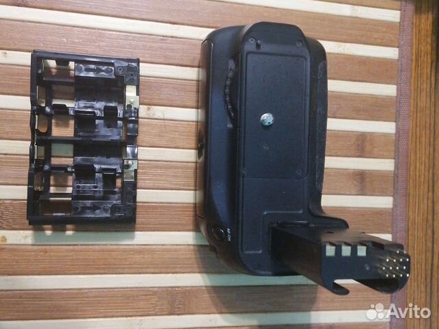 Батарейный блок Nikon D80 D90