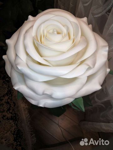 Ростовые цветы из изолона