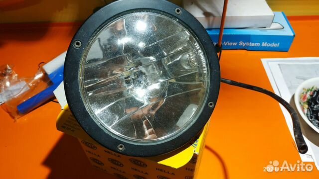Противотуманная фара Hella