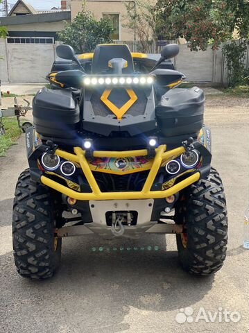 BRP Outlander 1000 xt-p max