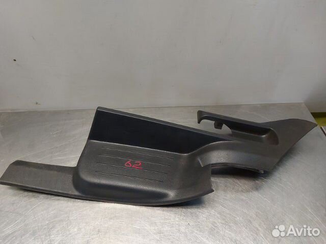 Накладка порога задняя левая Nissan Qashqai+2