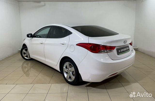 Hyundai Elantra `2012