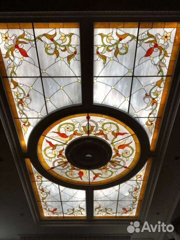 Витражи из стекла и витражные люстры