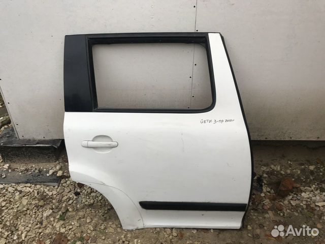 Дверь правая задняя шкода йети 2010