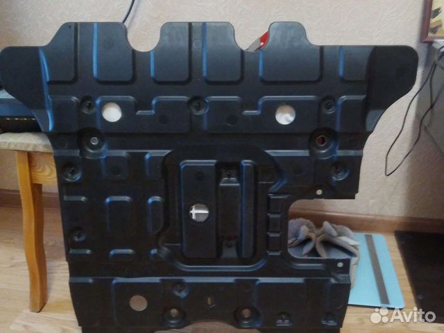 Защита двигателя Toyota Land cruiser 200