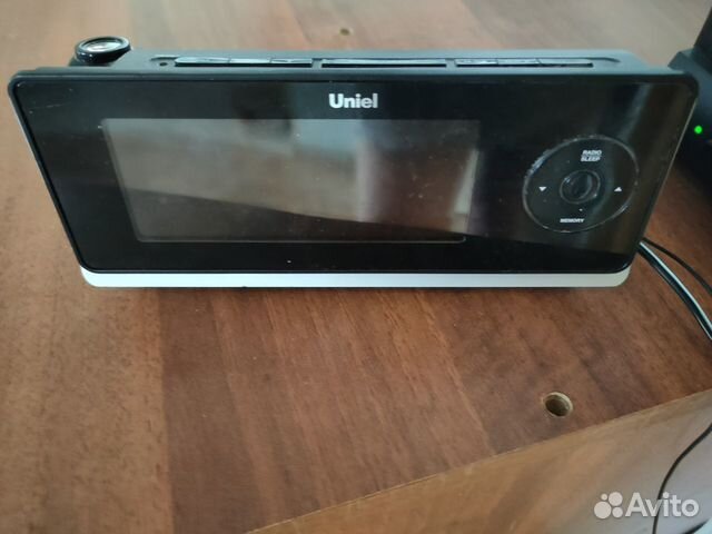 Часы радиобудильник Uniel UTP-43