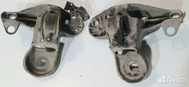 Кронштейн опоры двигателя Audi A4 B5, VW Passat B5