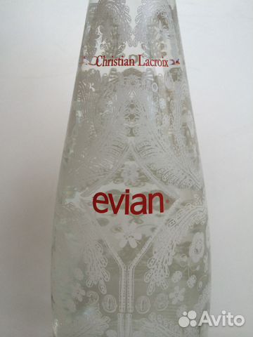 Коллекционная бутылка evian от Christian Lacroix Коллекционная бутылка evian от Christian Lacroix