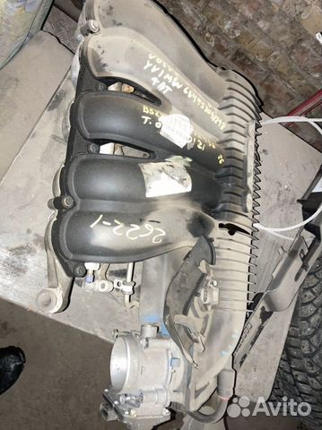 Вольво s40 2.4. Коллектор впускной в сборе с дросс