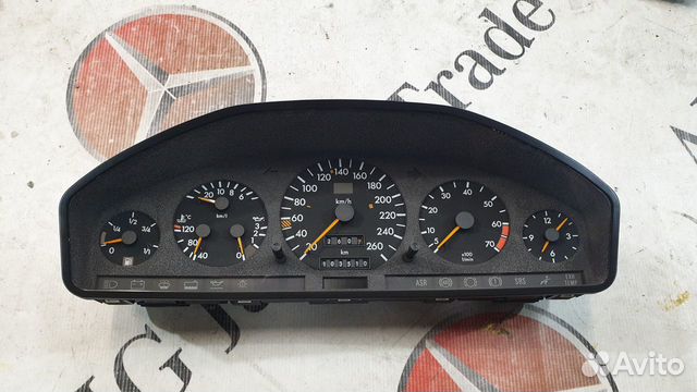 Приборная панель Mercedes W140