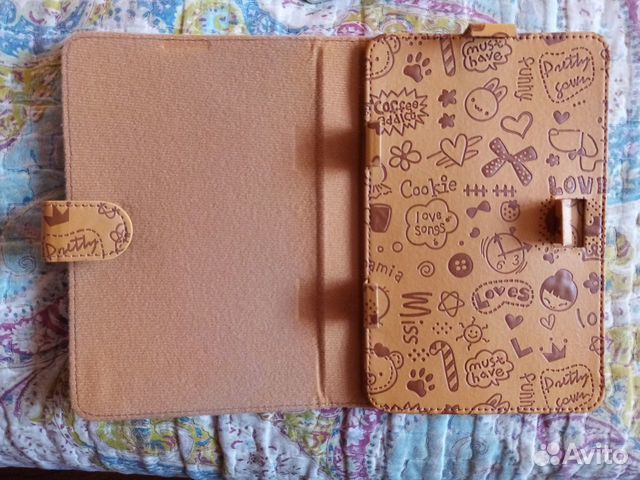 Чехол-книжка/подставка для планшета до 7 дюймов