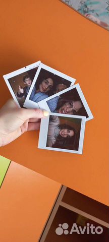 Polaroid instax