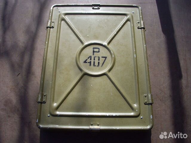 Лицевая крышка радиостанции Р-407