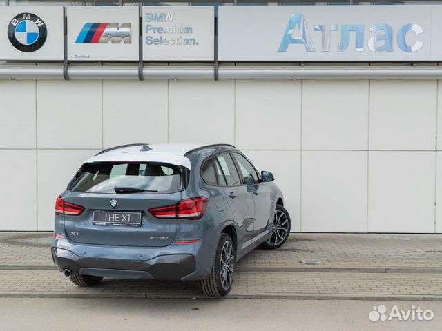 BMW X1 2.0 AT, 2022