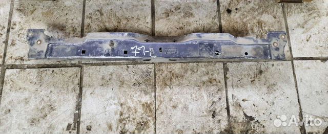 Рамка радиатора dodge caravan Chrysler Voyager