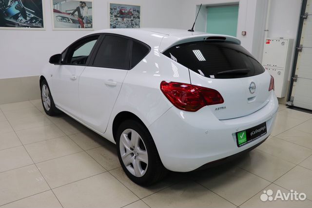 Opel Astra 1.6 МТ, 2011, 128 000 км