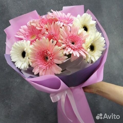 Букет с герберами ромашками