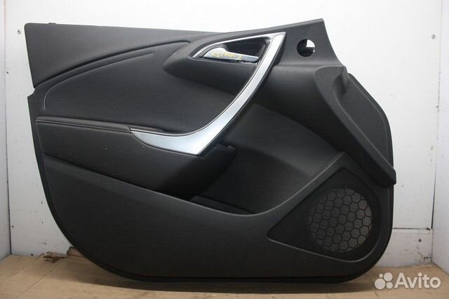 Обшивка двери передней левой opel astra J 2010