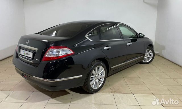 Nissan Teana `2011