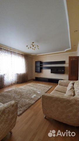 

2-к. квартира, 72 м², 3/5 эт.