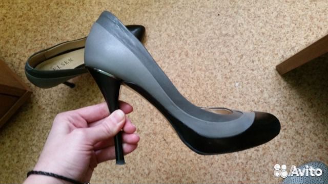 Туфли на шпильке Туфли на шпильке