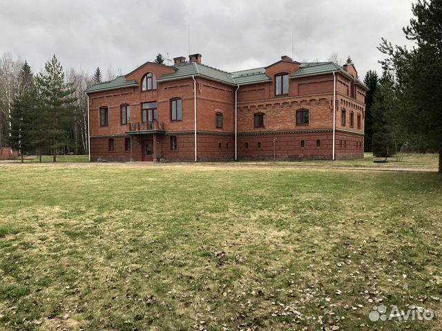 

10-к. и более коттедж, 500 м²