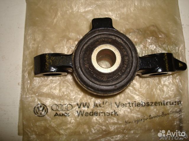 Опора Audi Audi 100/200/V8 Avant quattro Опора Audi Audi 100/200/V8 Avant quattro