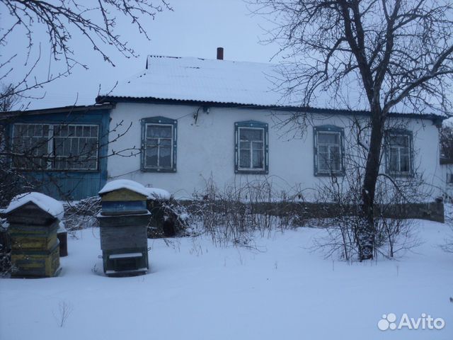 Авито область орловская квартира. Орловская область Колпнянский район село красное. Недвижимость в с красное Колпнянского района Орловской области. Село красное дом 27 Орловской области. Село красное Колпнянский район Орловская область школа.