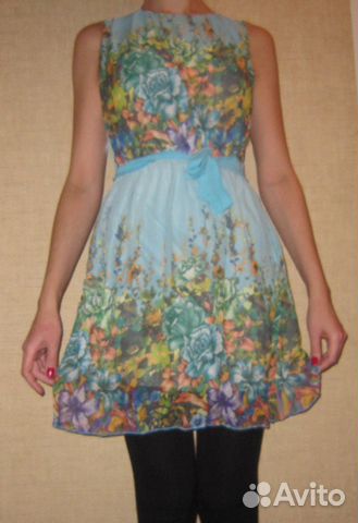 Платье новое, с этикетками, размер 42-44 Платье новое, с этикетками, размер 42-44