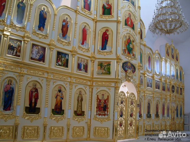 Иконостас в храм Иконостас в храм