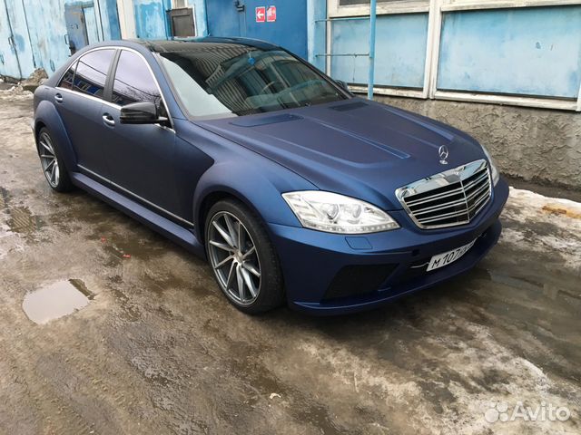 Черный матовый Мерседес w221