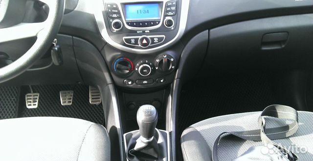 Новые коврики в салон Hyundai Solaris Новые коврики в салон Hyundai Solaris