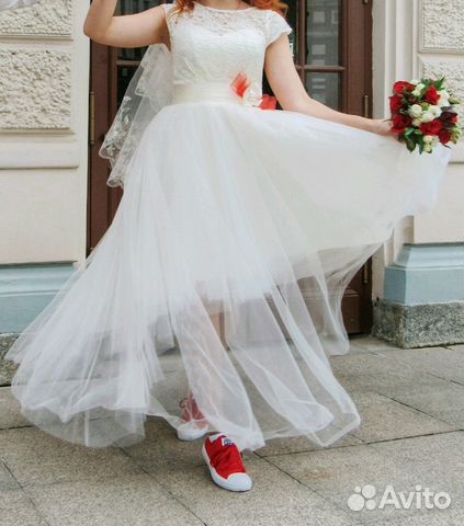 Свадебное платье