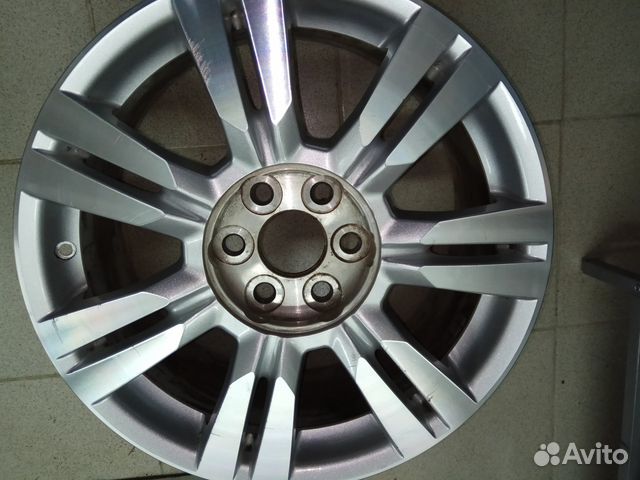 Cadillac SRX диск R18