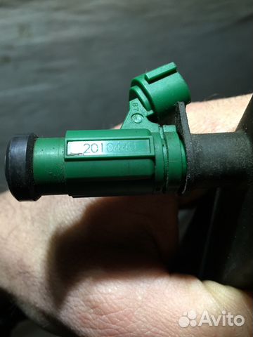 Mitsubishi Lancer 9 2,0 рампа топливная форсунки