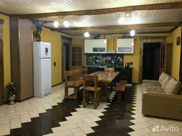 

4-к. коттедж, 200 м²
