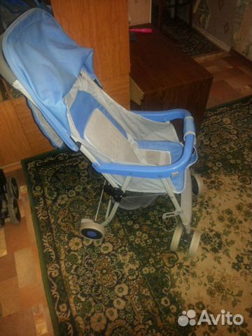 Коляска очень удобная, вес 3.5.кг