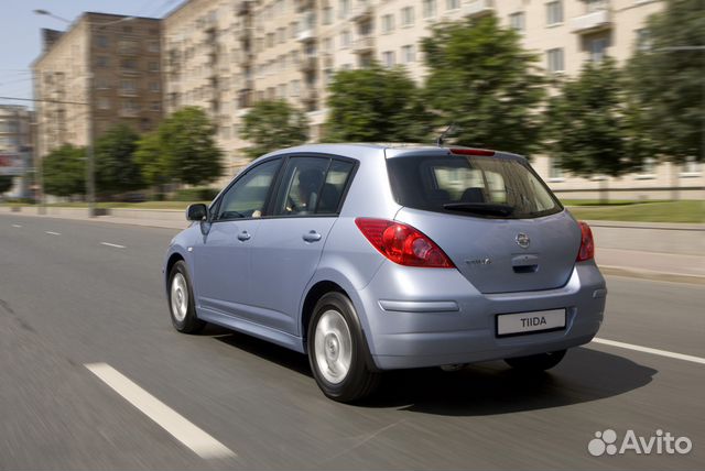 Фонарь Nissan Tiida С11 2005-2014