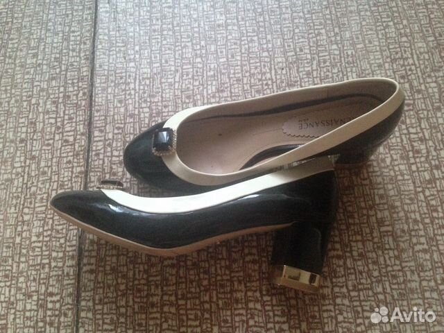 Туфли лакированные кожаные новые