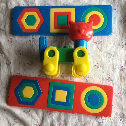 Игрушки для ребёнка, развивающие
