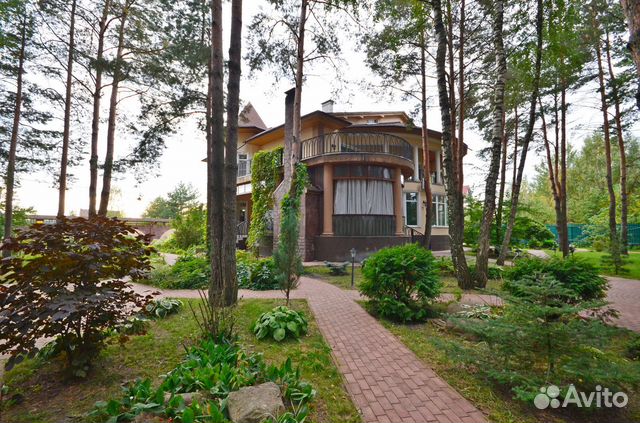

7-к. коттедж, 900 м²