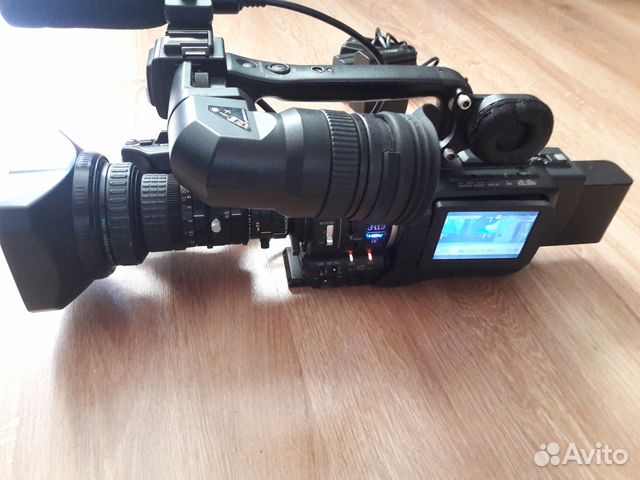 Видеокамера JVC GY-HD110