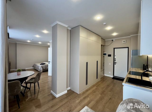 

Квартира-студия, 42 м², 2 кровати