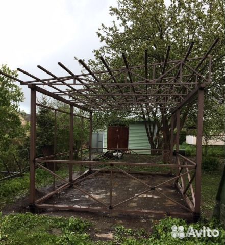 Беседка дачная из металлочерепицы 5х3,8 м2
