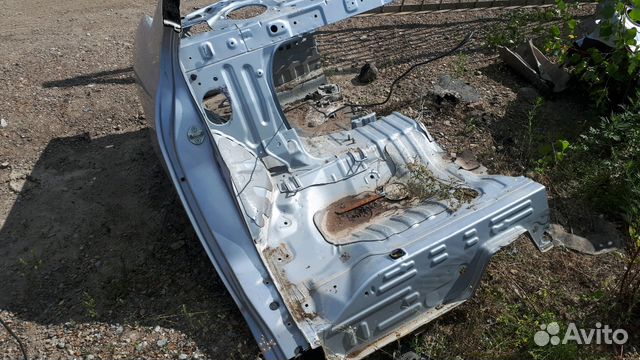 Крыло /четверть заднее правое Mitsubishi Lancer 9